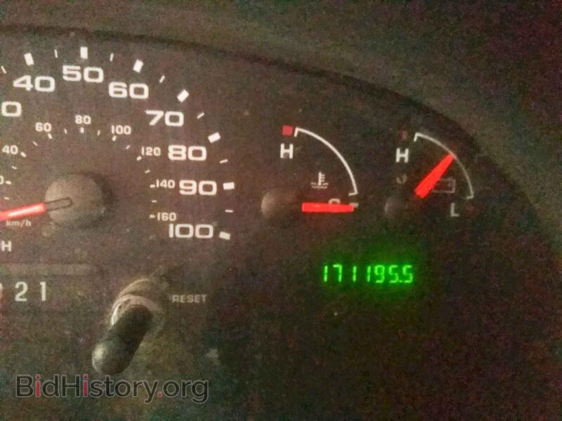 2008 Ford ECONOLINE (VIN 1FTNS24WX8DA70880) — photo 8 of 10