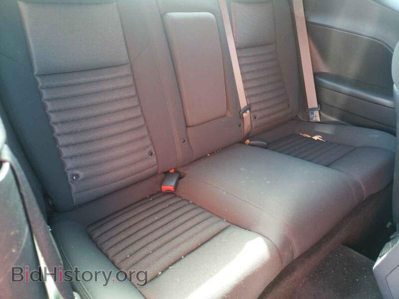 2012 Dodge CHALLENGER (VIN 2C3CDYAG3CH235752) — photo 6 of 10