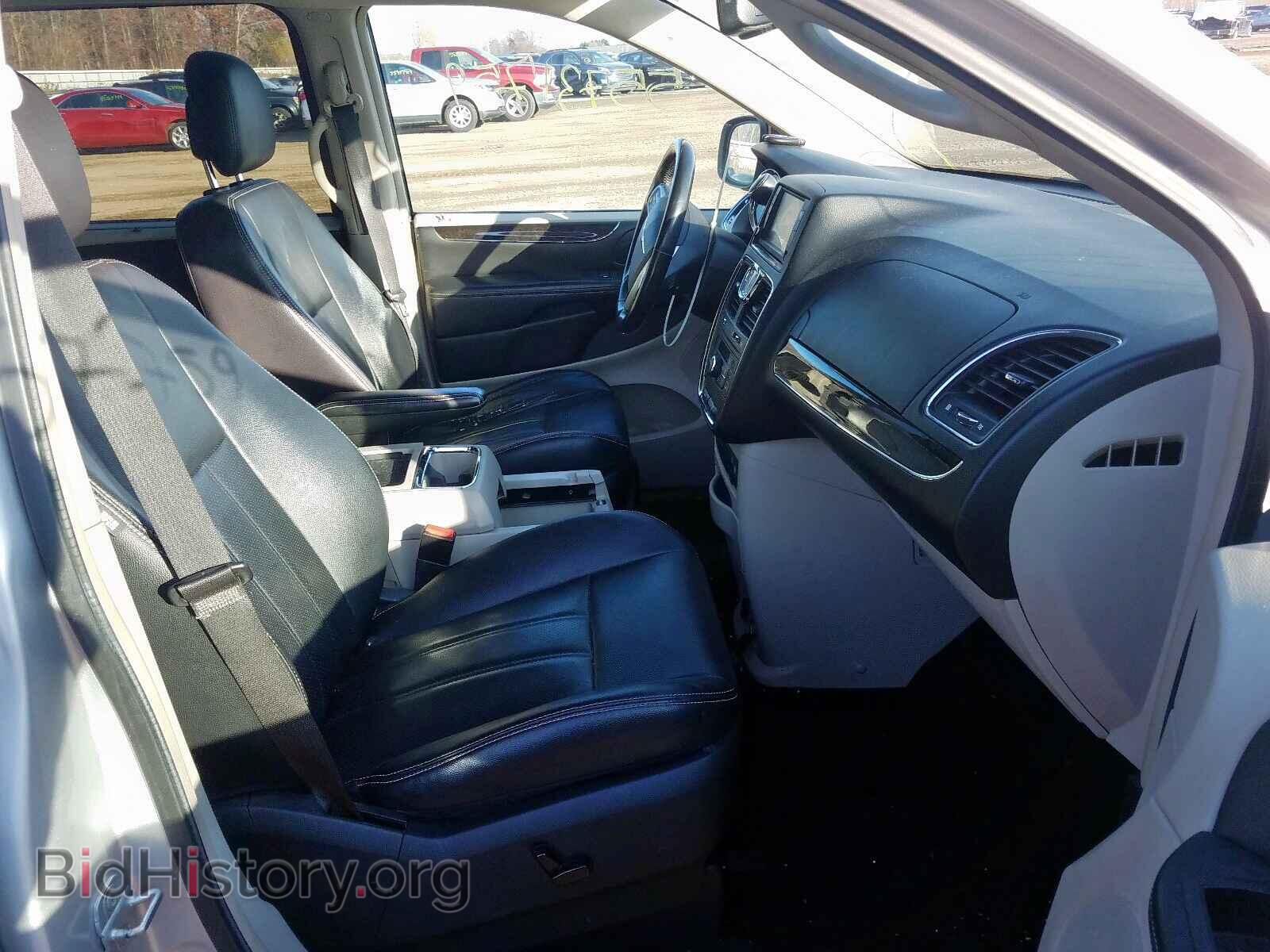 2012 CHRYSLER TOWN & COU - VIN: 2C4RC1CG9CR228182 - Фото 5