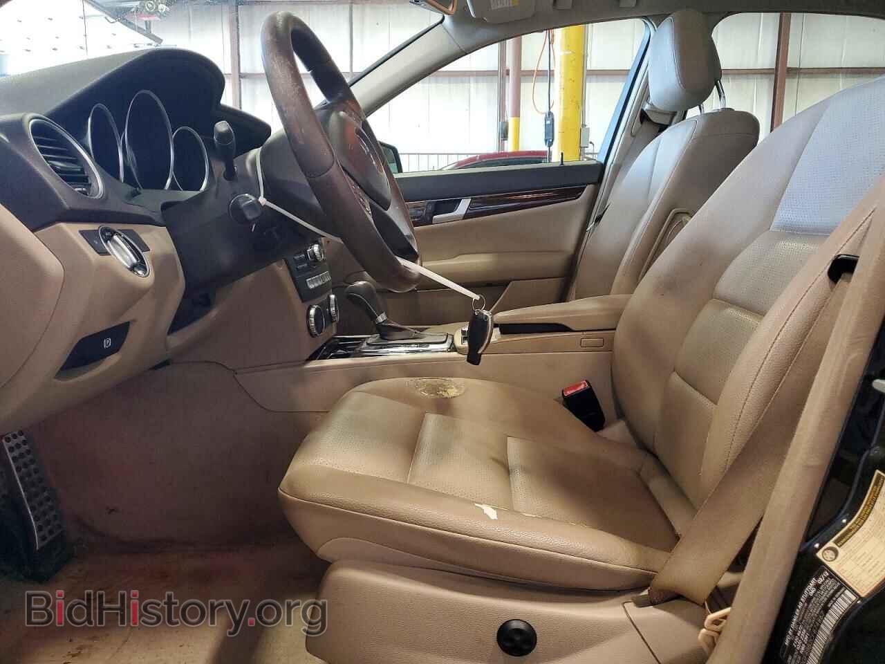 2012 MERCEDES-BENZ C-CLASS - VIN: WDDGF8BB2CF874867 - Фото 7