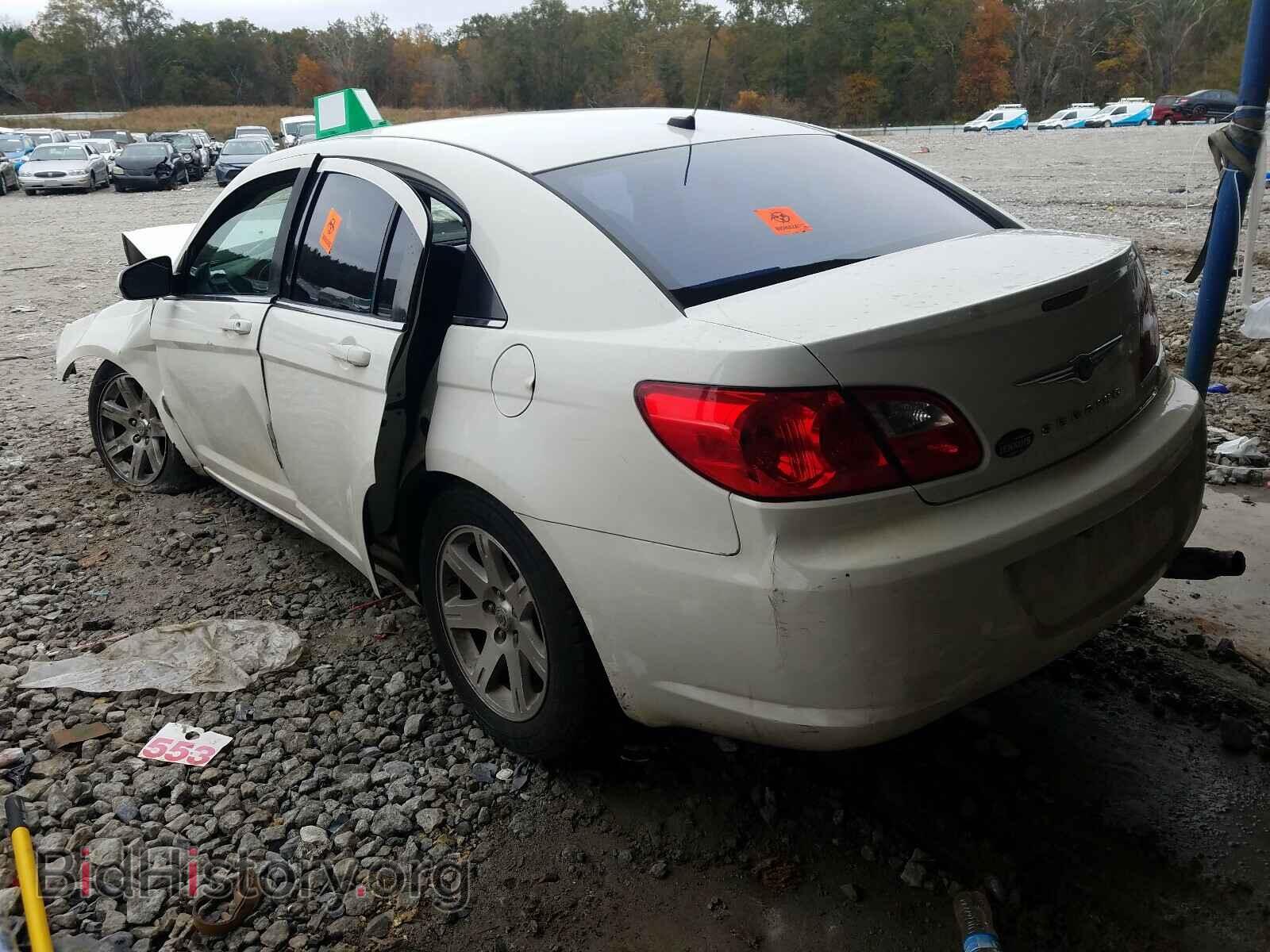 2010 CHRYSLER SEBRING - VIN: 1C3CC5FB5AN205445 - Фото 3