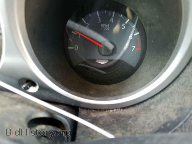 2010 Chrysler SEBRING (VIN 1C3CC5FB5AN205445) — photo 8 of 10