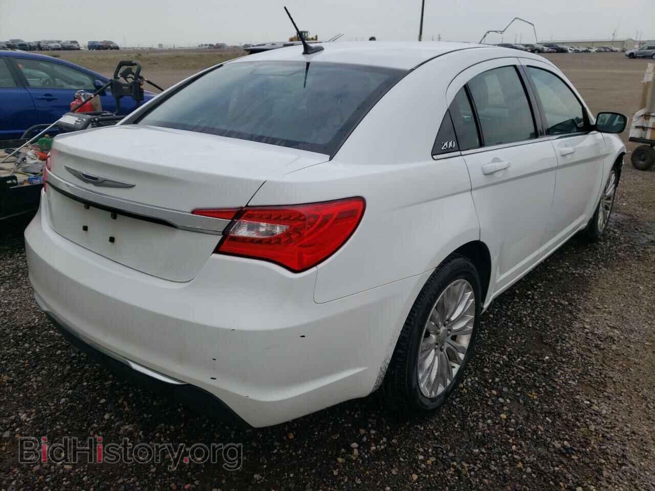 2012 CHRYSLER 200 - VIN: 1C3CCBBG5CN150482 - Фото 4