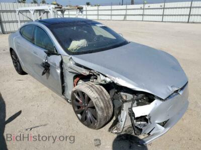 2016 Tesla MODEL S, серебристый — VIN 5YJSA1E4XGF168134, Copart