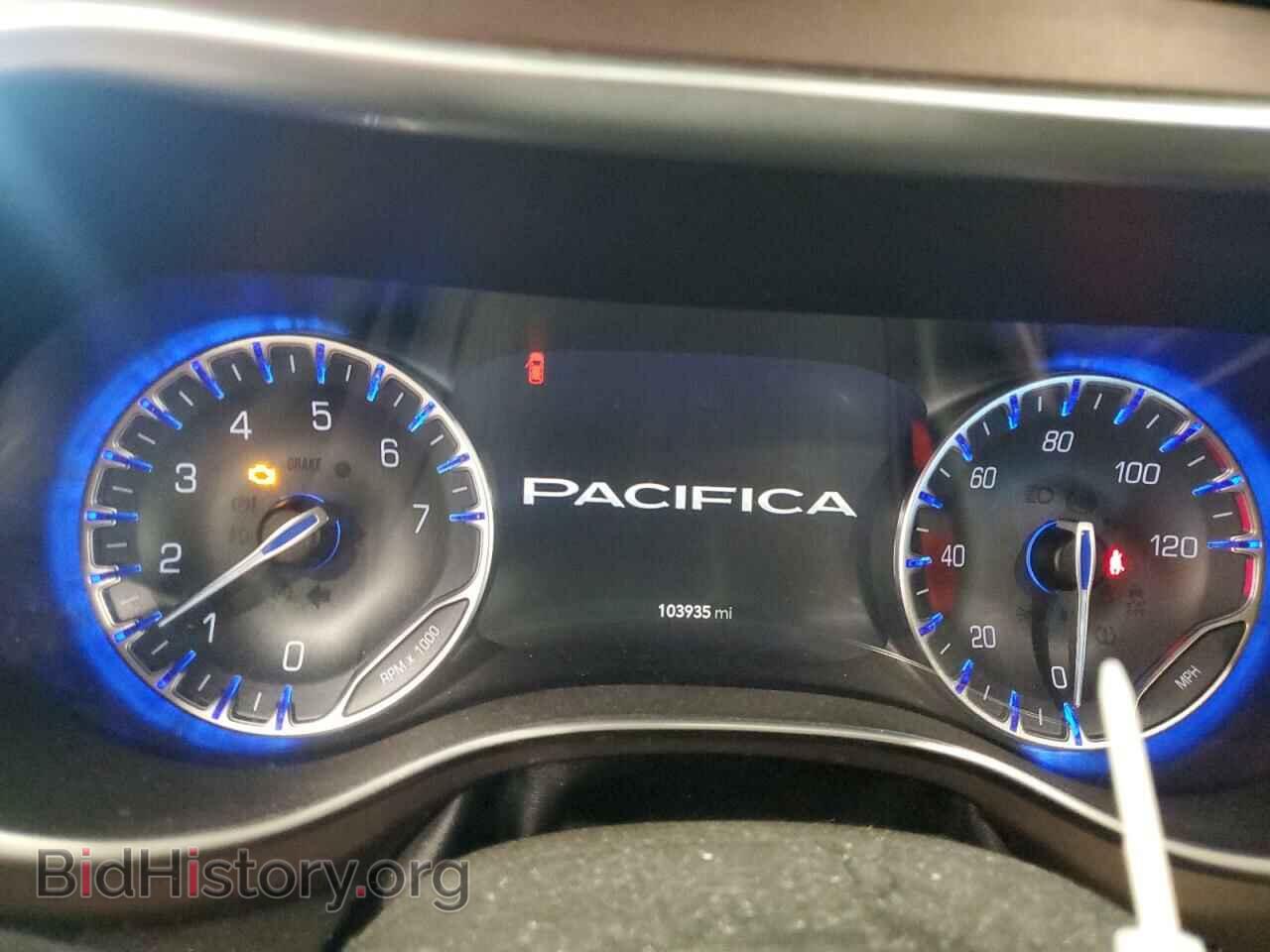 2018 CHRYSLER PACIFICA - VIN: 2C4RC1EG3JR294883 - Фото 9