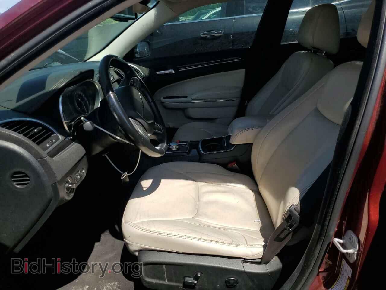 2016 CHRYSLER 300 - VIN: 2C3CCAAG1GH224281 - Фото 7