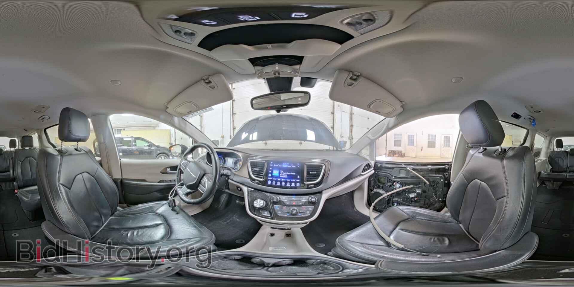 2017 CHRYSLER PACIFICA - VIN: 2C4RC1BGXHR811756 - Фото 16
