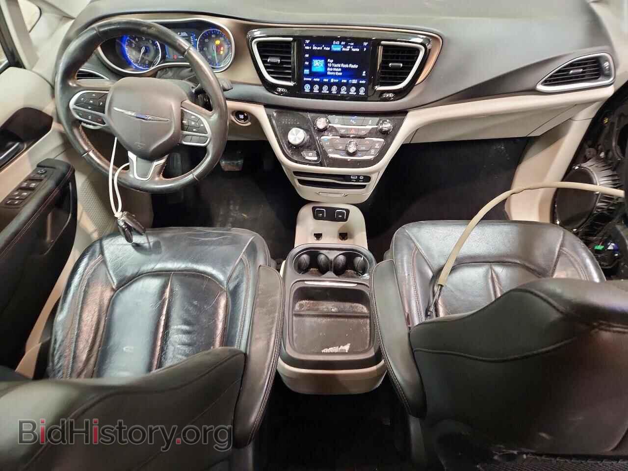 2017 CHRYSLER PACIFICA - VIN: 2C4RC1BGXHR811756 - Фото 8