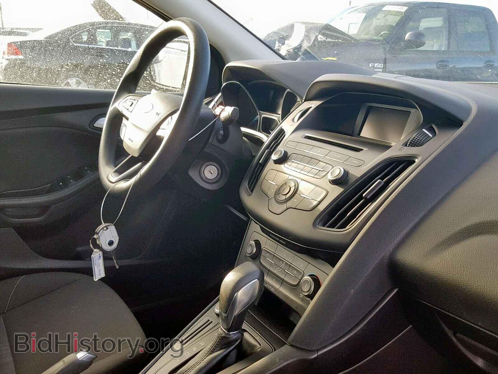 2017 FORD FOCUS - VIN: 1FADP3F29HL315905 - Photo 9