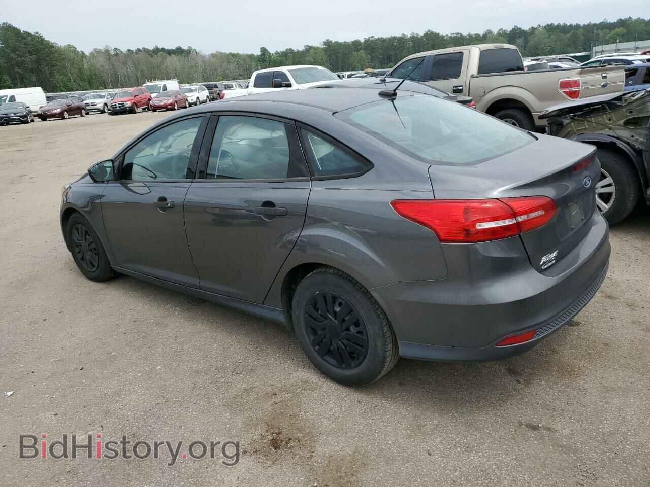 2018 FORD FOCUS - VIN: 1FADP3E22JL215989 - Фото 2