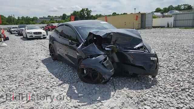 2026 TESLA MODEL Y - VIN: 7SAYGDEE9TF372682 - Photo 13