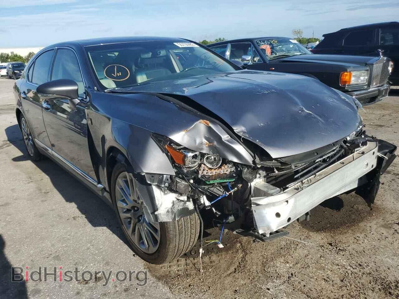 Фотография JTHBL5EF5H5144375 - LEXUS LS460 2017