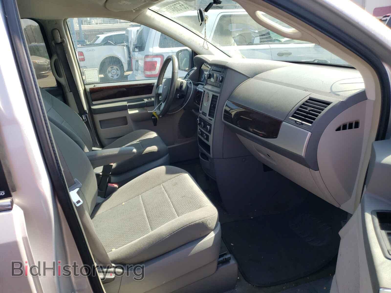 2010 CHRYSLER MINIVAN - VIN: 2A4RR5D17AR204230 - Фото 5