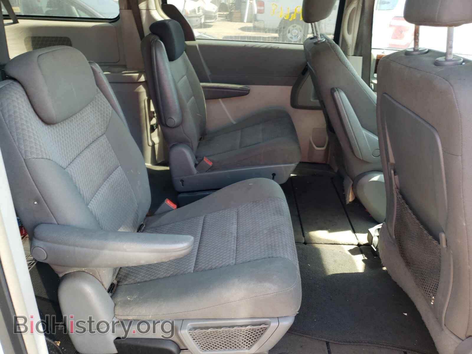 2010 CHRYSLER MINIVAN - VIN: 2A4RR5D17AR204230 - Фото 6