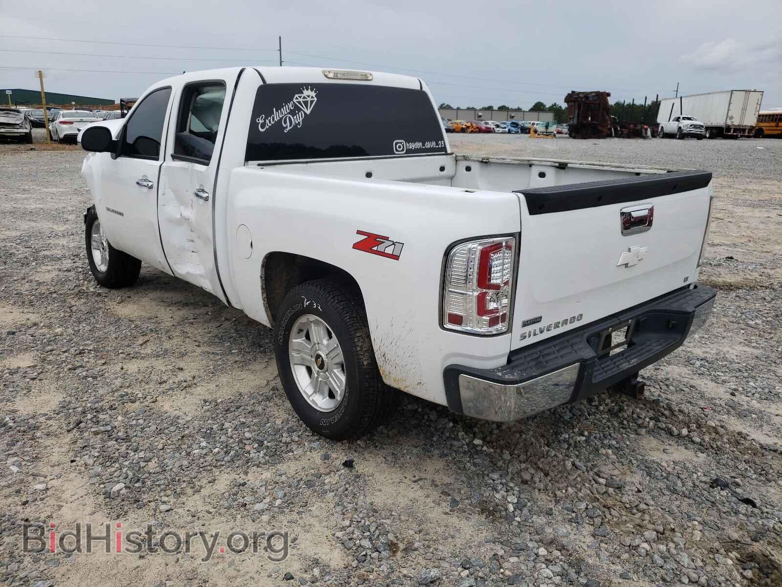 2011 CHEVROLET SILVERADO - VIN: 3GCPCSE06BG391017 - Фото 3