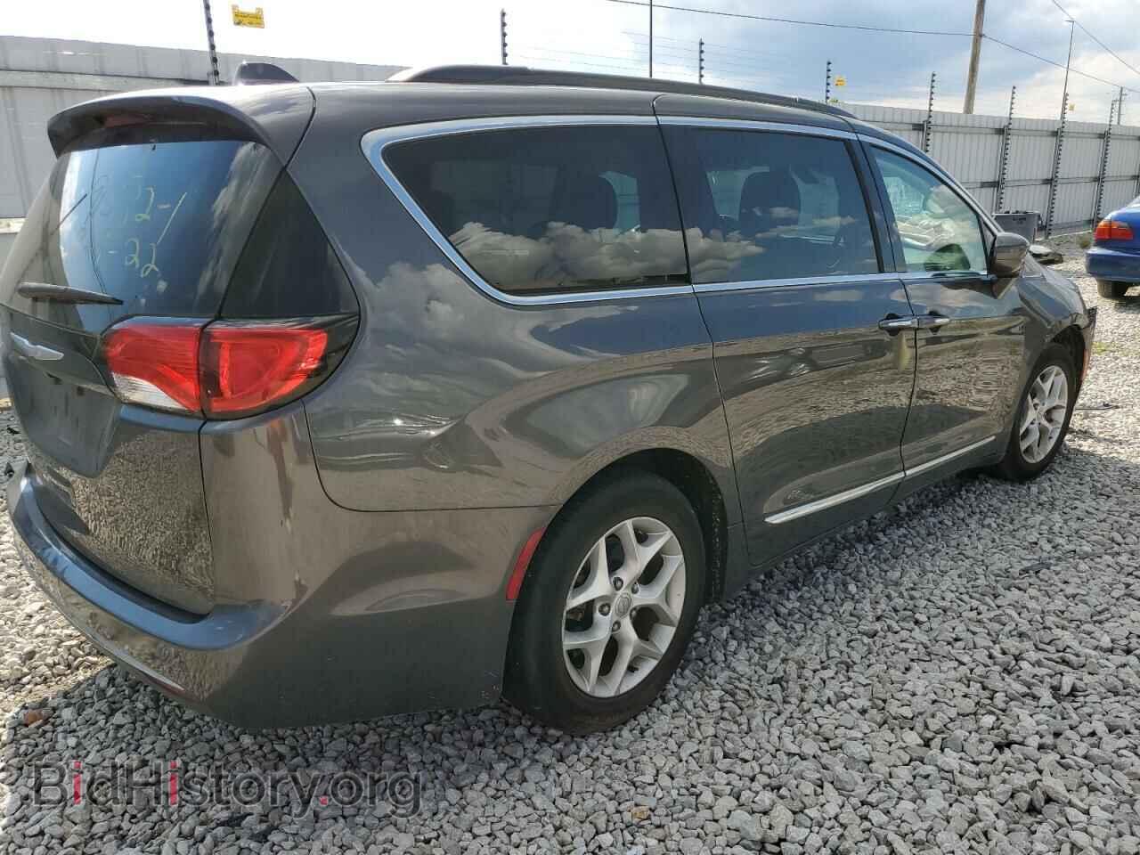 2017 CHRYSLER PACIFICA - VIN: 2C4RC1BG1HR667630 - Photo 4