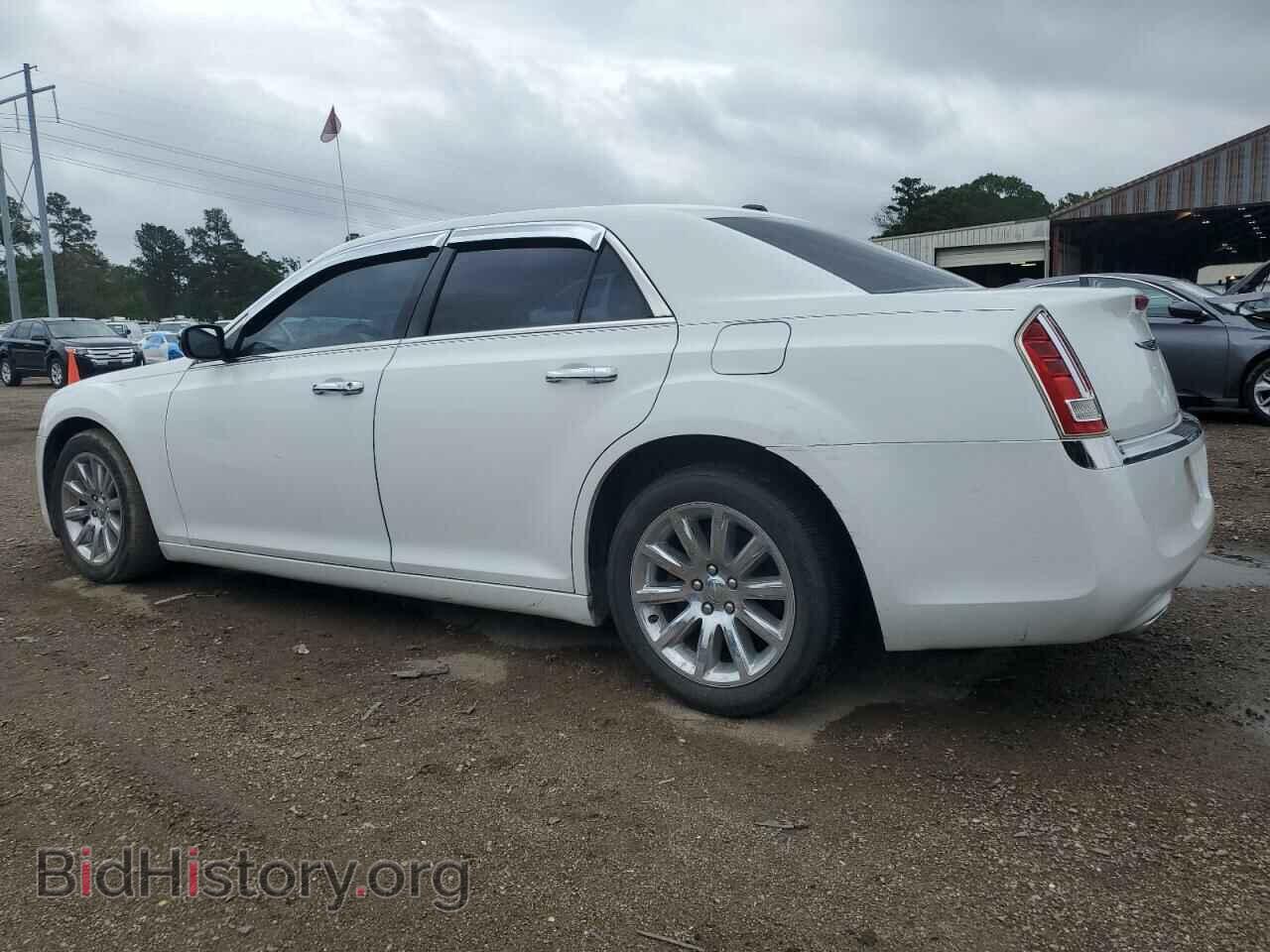 2013 CHRYSLER 300 - VIN: 2C3CCAET7DH661673 - Фото 2