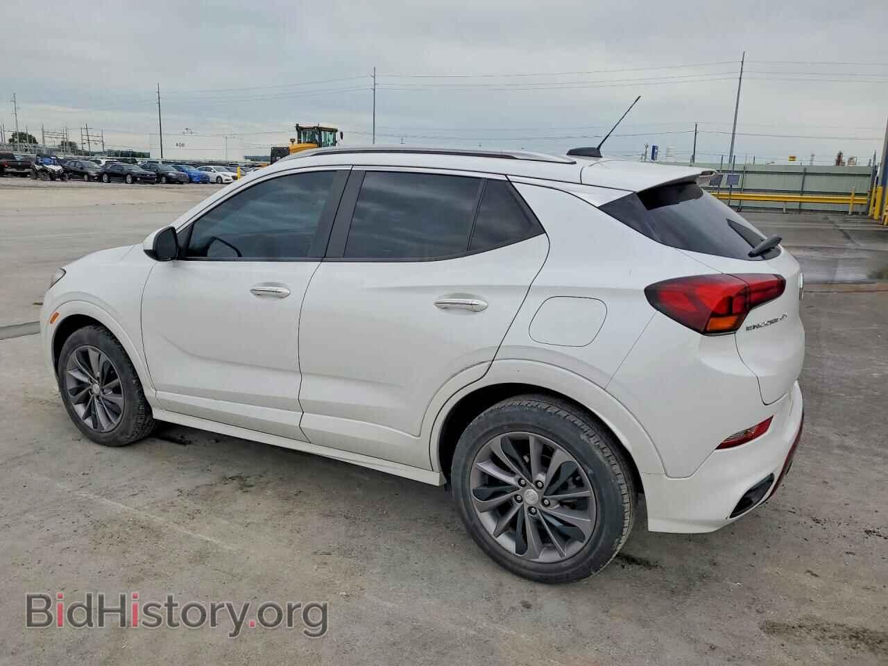 2021 BUICK ENCORE - VIN: KL4MMDSL9MB120064 - Фото 2