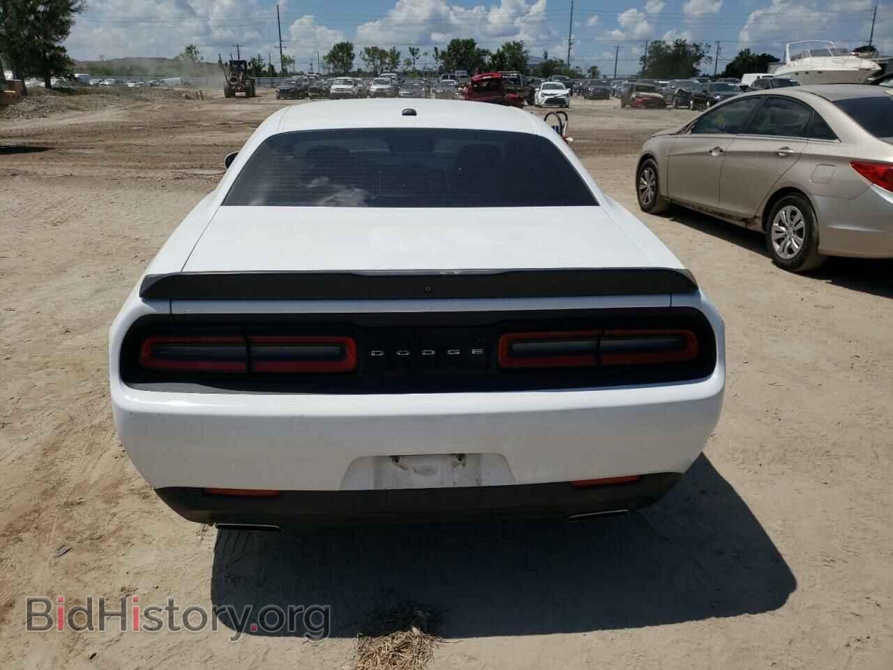 2018 DODGE CHALLENGER - VIN: 2C3CDZAG5JH172544 - Фото 6