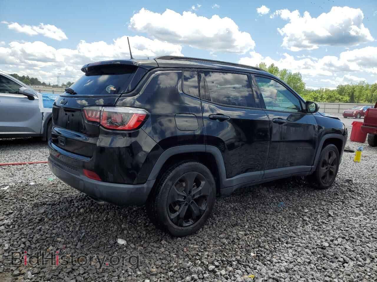 2018 JEEP COMPASS - VIN: 3C4NJCBB0JT407517 - Фото 3