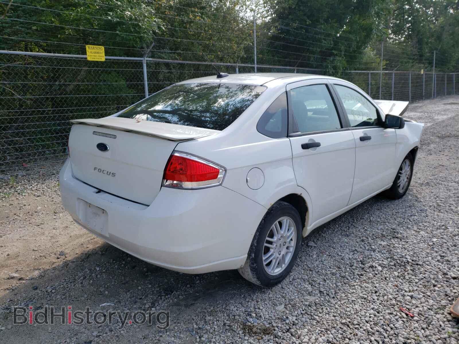 2011 FORD FOCUS - VIN: 1FAHP3FN4BW101762 - Фото 4