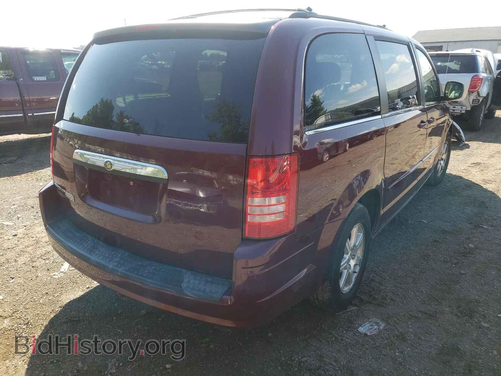 2008 CHRYSLER MINIVAN - VIN: 2A8HR54P48R711496 - Фото 4
