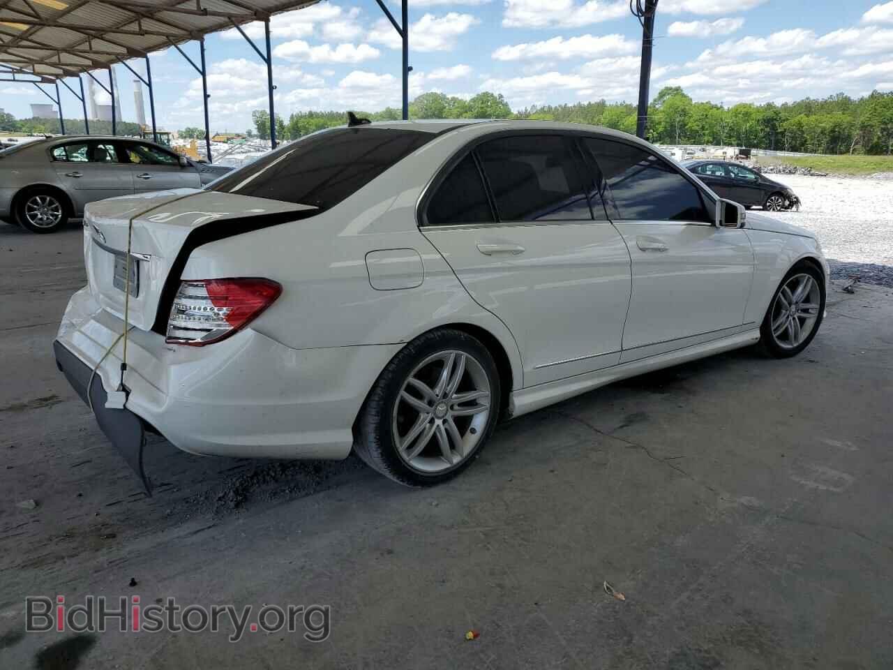 2013 MERCEDES-BENZ C-CLASS - VIN: WDDGF4HB8DR251432 - Фото 3
