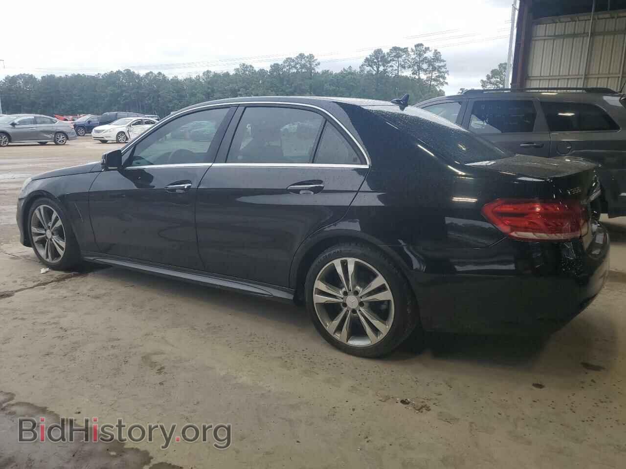 2014 MERCEDES-BENZ E-CLASS - VIN: WDDHF5KB4EA819985 - Фото 2