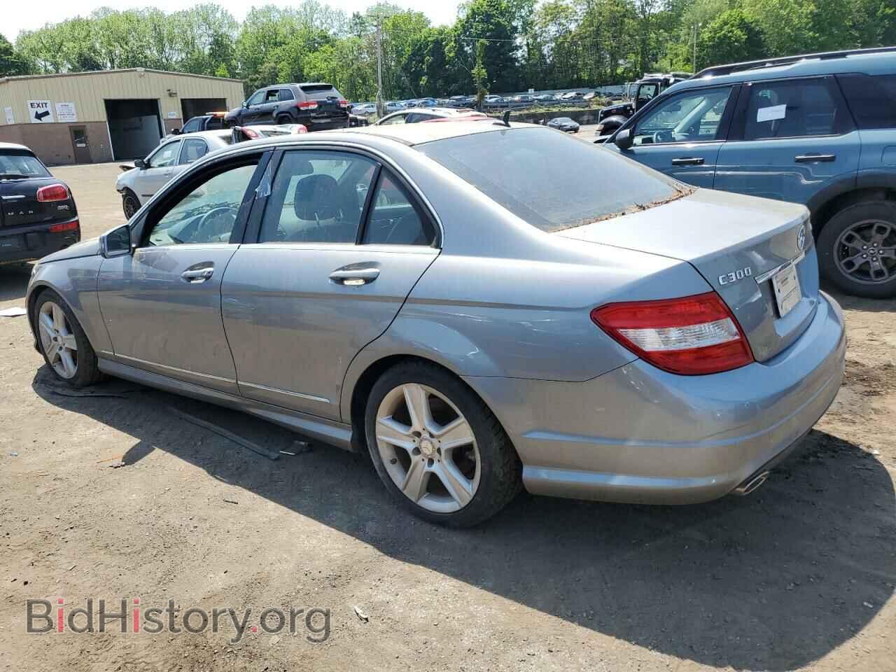 2011 MERCEDES-BENZ C-CLASS - VIN: WDDGF8BB7BR159029 - Фото 2