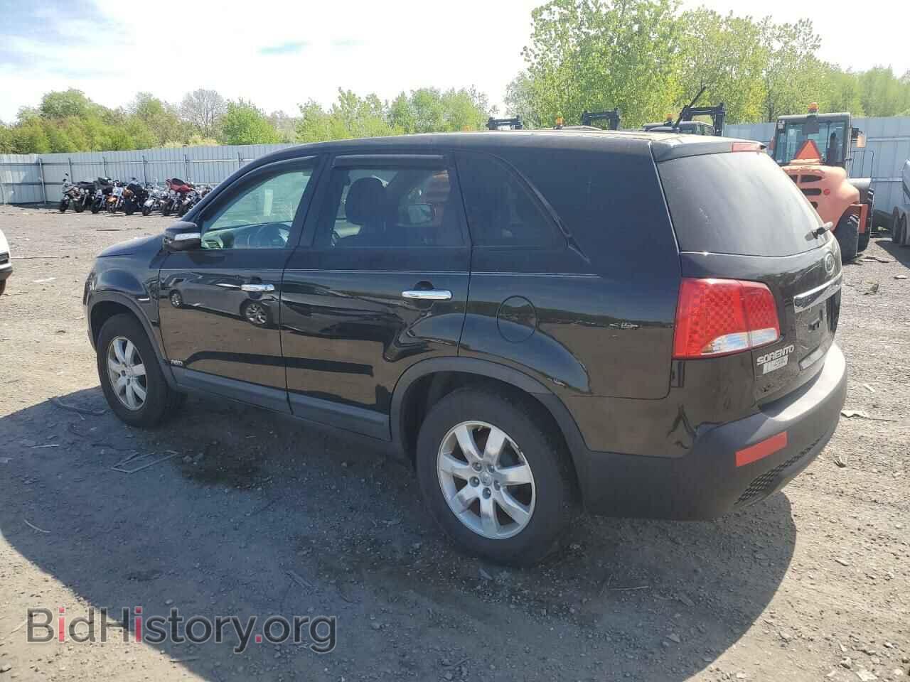 2012 KIA SORENTO - VIN: 5XYKTCA68CG220280 - Фото 2