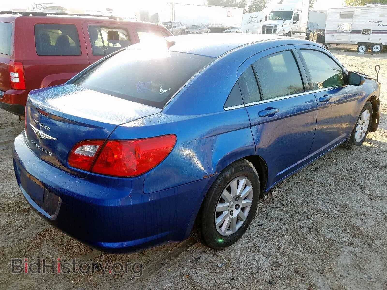 2010 CHRYSLER SEBRING - VIN: 1C3CC4FB4AN160976 - Фото 4