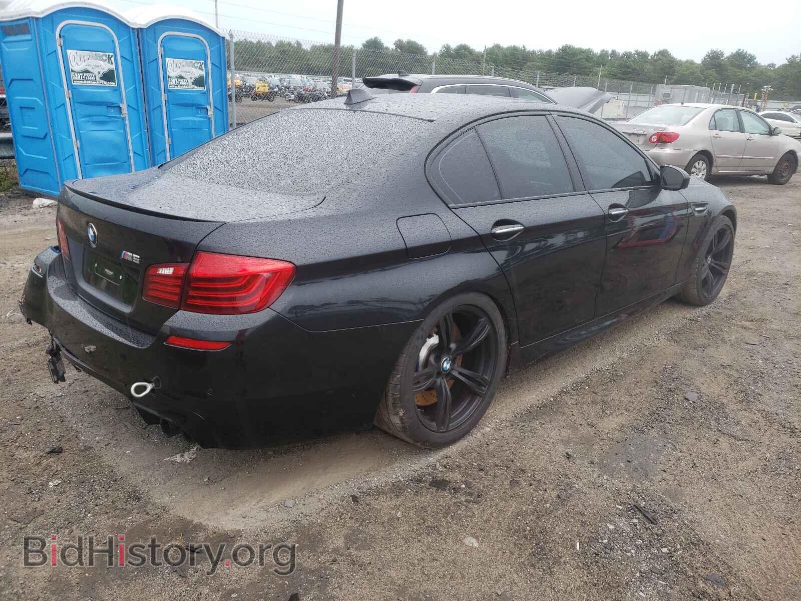 2015 BMW M5 - VIN: WBSFV9C5XFD594310 - Фото 4