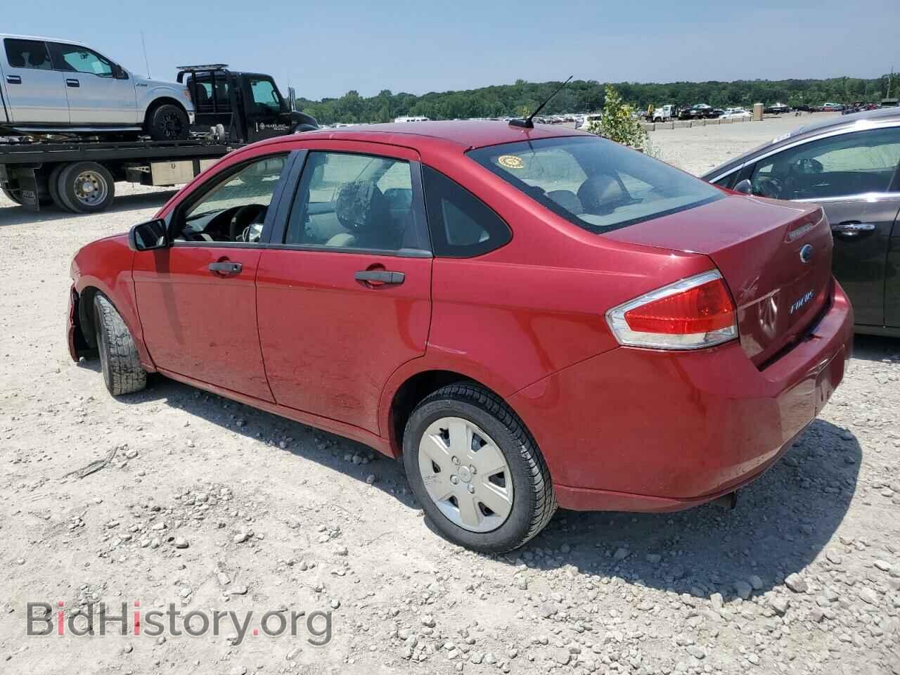 2011 FORD FOCUS - VIN: 1FAHP3EN2BW112227 - Фото 2