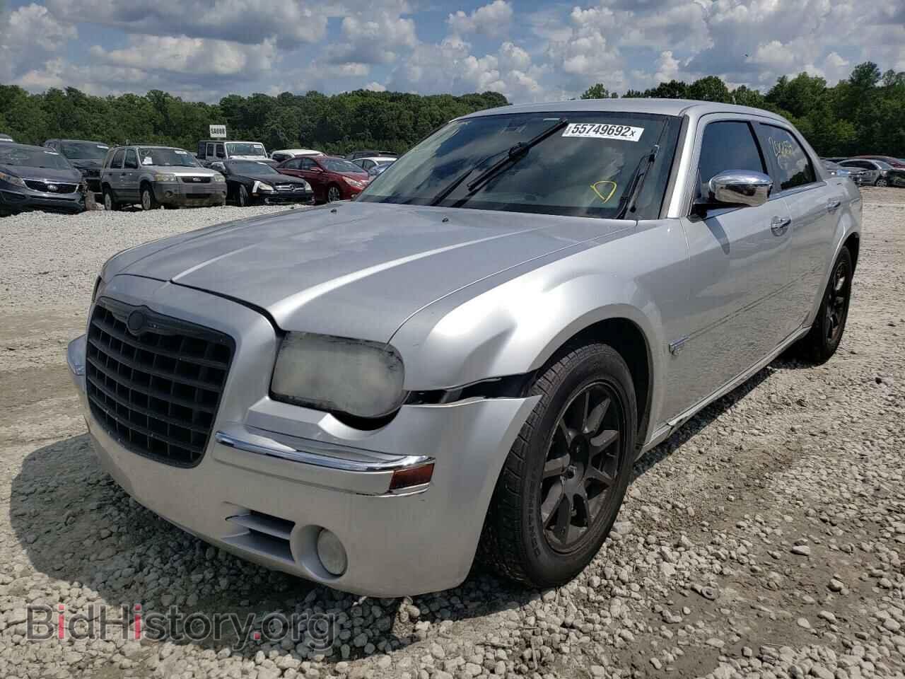 2007 CHRYSLER 300 - VIN: 2C3KA63H87H633656 - Фото 2