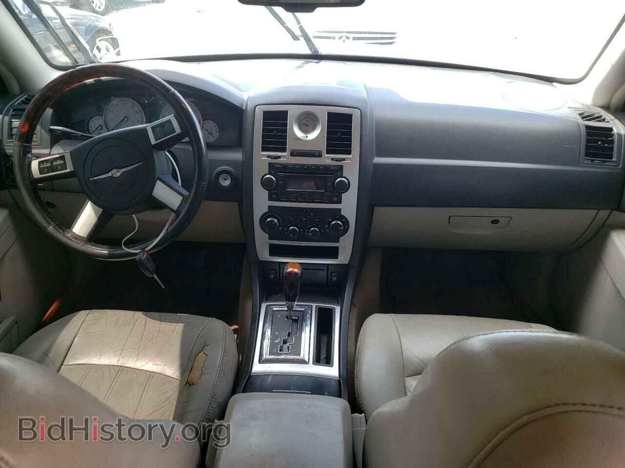 2007 CHRYSLER 300 - VIN: 2C3KA63H87H633656 - Фото 9