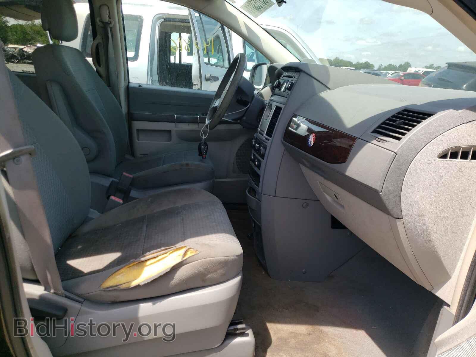 2010 CHRYSLER MINIVAN - VIN: 2A4RR4DE6AR344055 - Фото 5