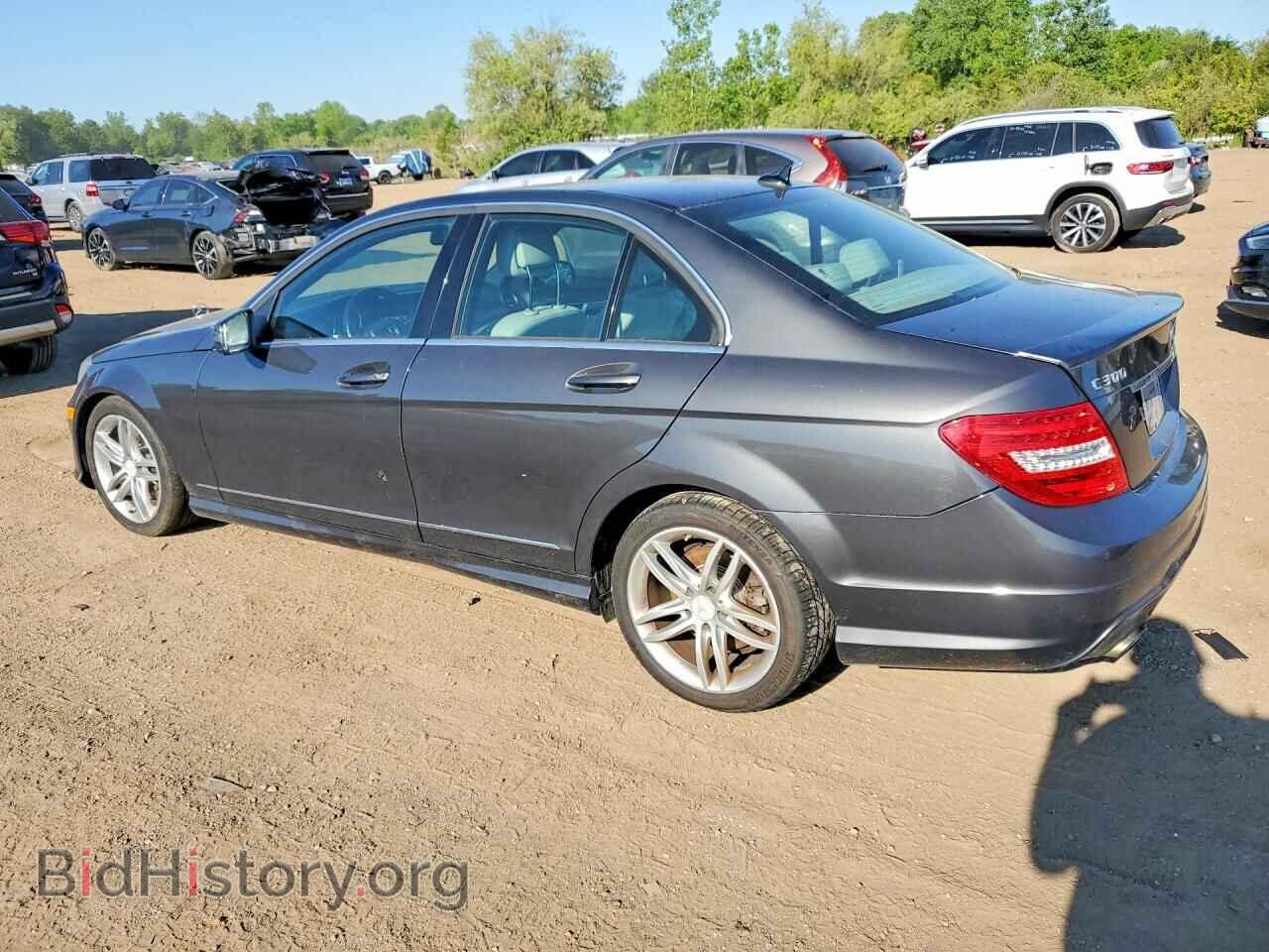2013 MERCEDES-BENZ C-CLASS - VIN: WDDGF8AB5DA840065 - Фото 2