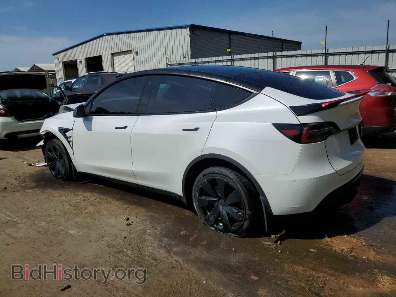 2022 TESLA MODEL Y - VIN: 7SAYGDEE9NF308290 - Photo 2