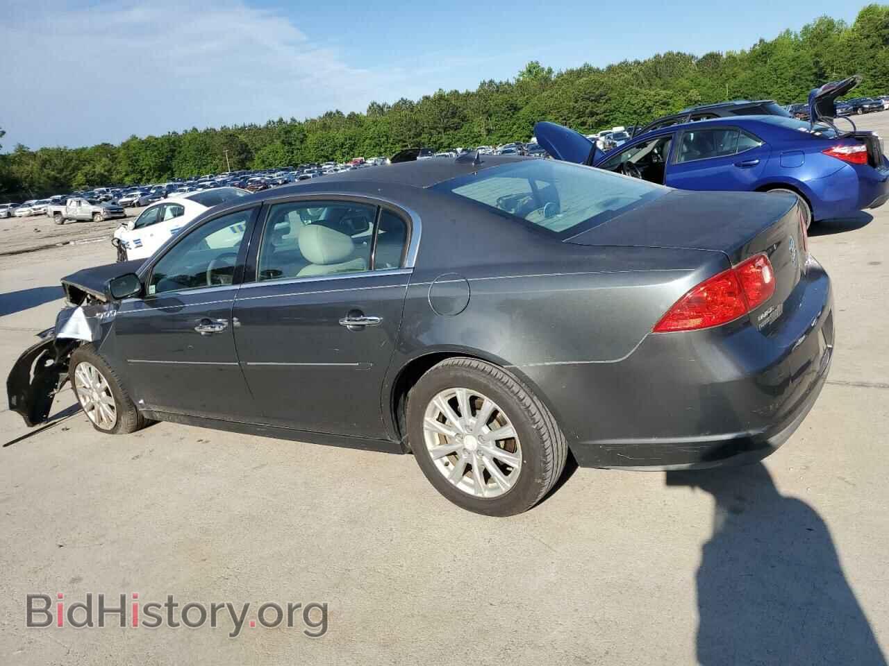 2011 BUICK LUCERNE - VIN: 1G4HC5EM1BU142268 - Фото 2