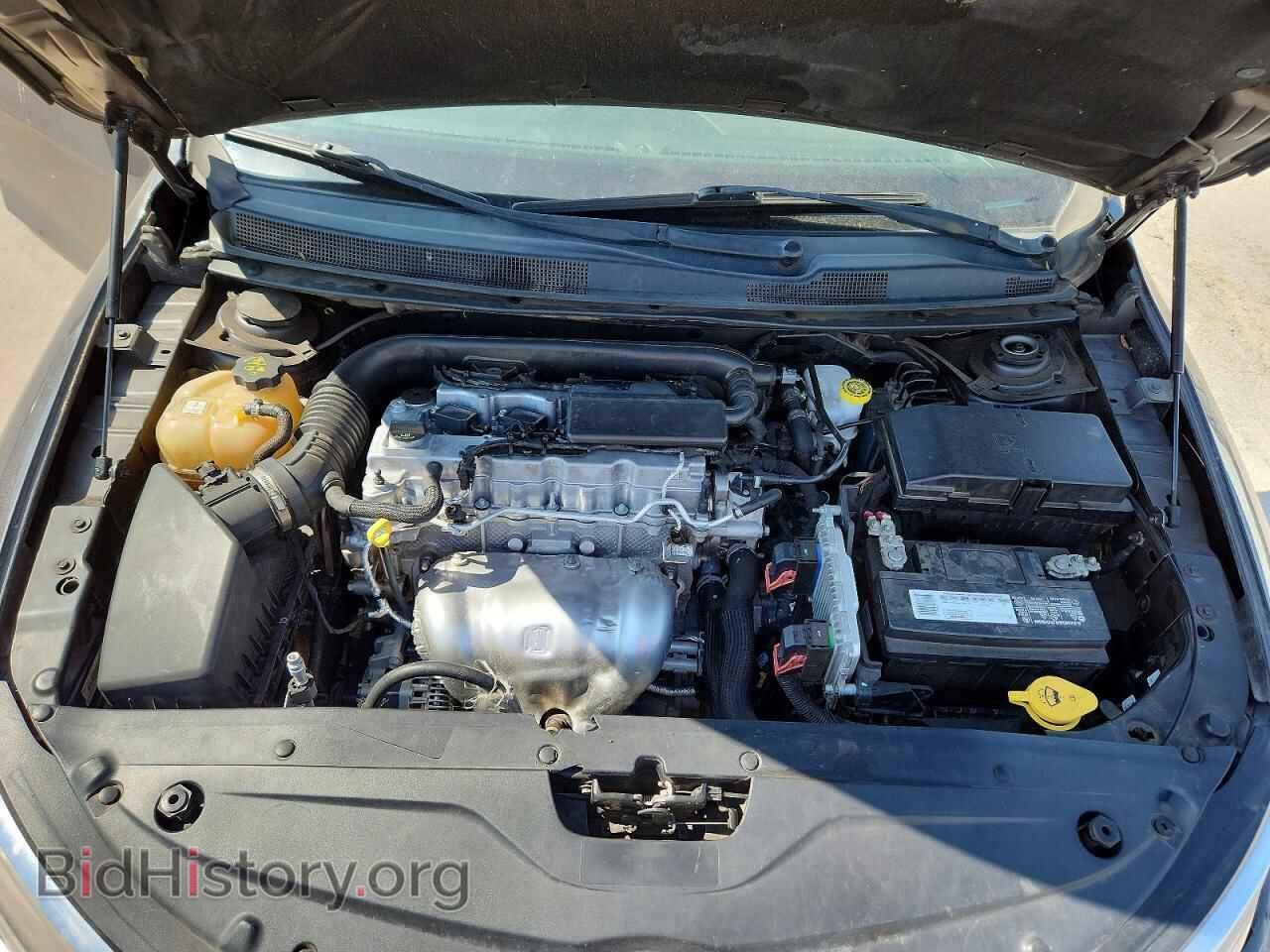 2016 CHRYSLER 200 - VIN: 1C3CCCAB6GN120313 - Photo 11