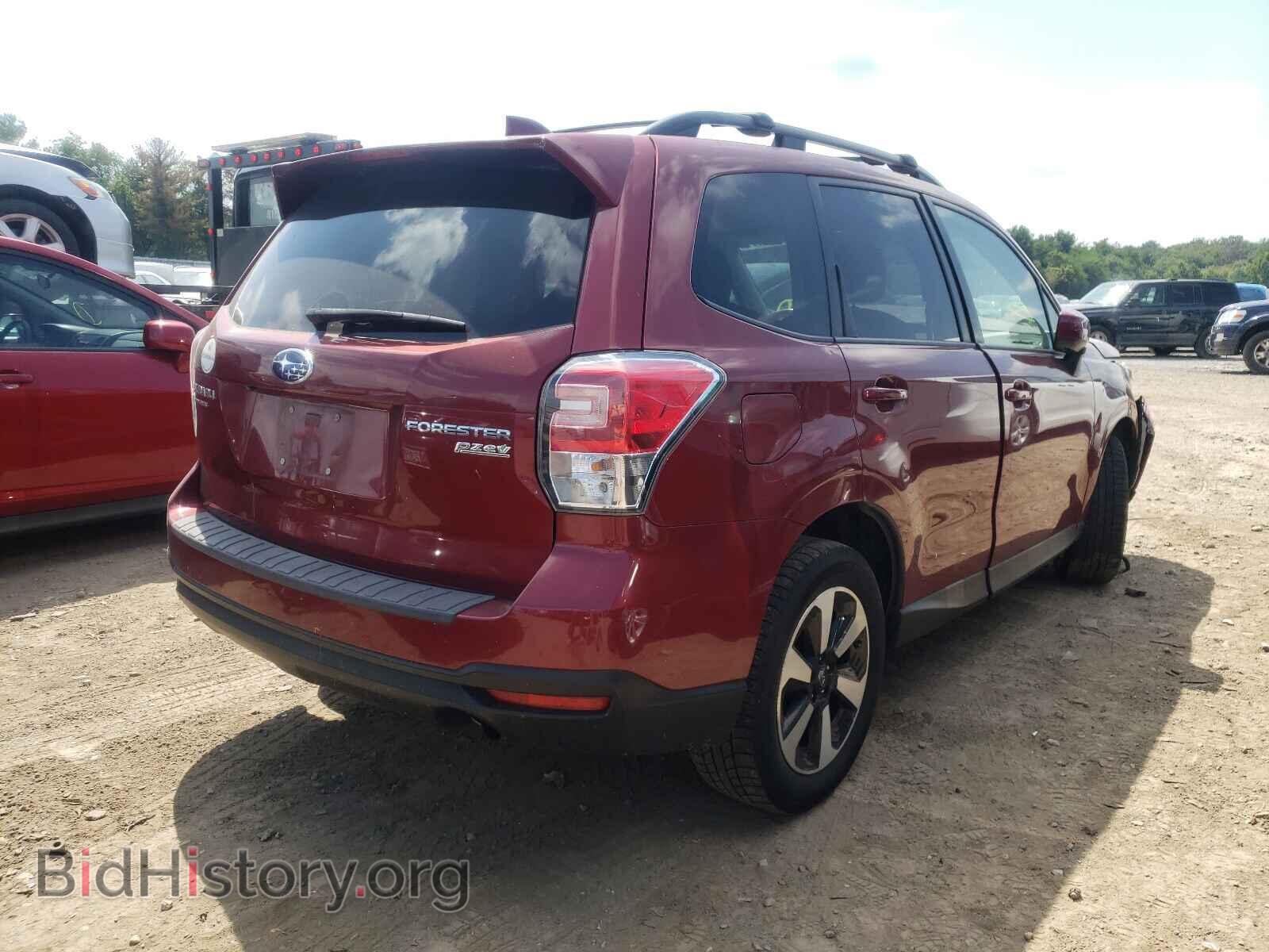 2017 SUBARU FORESTER - VIN: JF2SJAEC3HH488941 - Фото 4