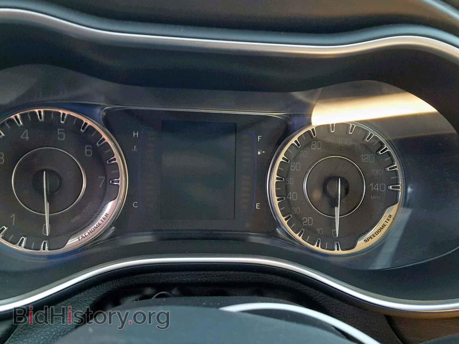 2016 CHRYSLER 200 - VIN: 1C3CCCAB6GN192578 - Фото 8