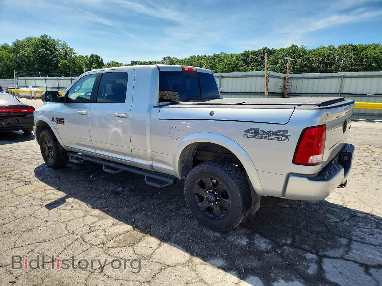 2018 RAM 2500 - VIN: 3C6UR5MLXJG307284 - Photo 2