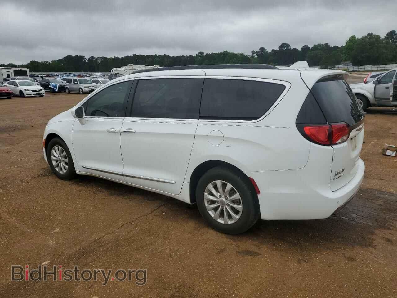 2017 CHRYSLER PACIFICA - VIN: 2C4RC1BG3HR729545 - Photo 2