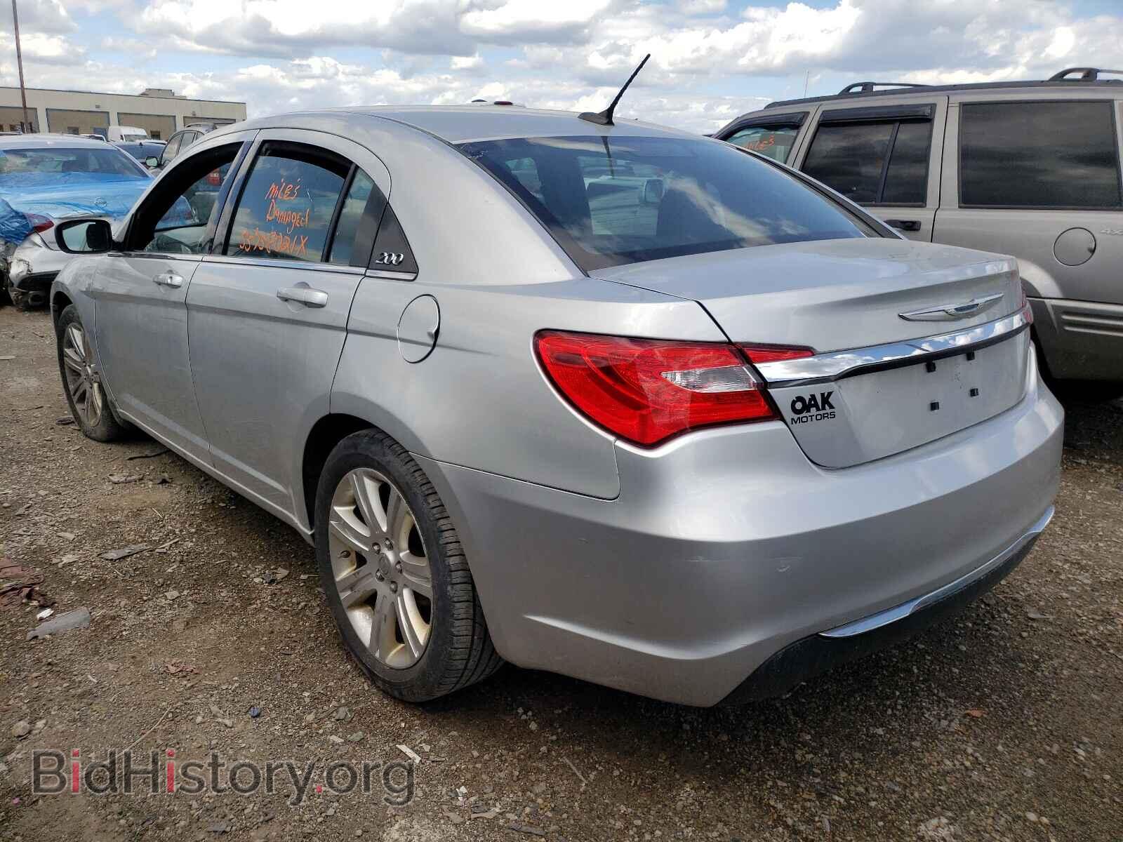 2012 CHRYSLER 200 - VIN: 1C3CCBBG2CN250927 - Фото 3