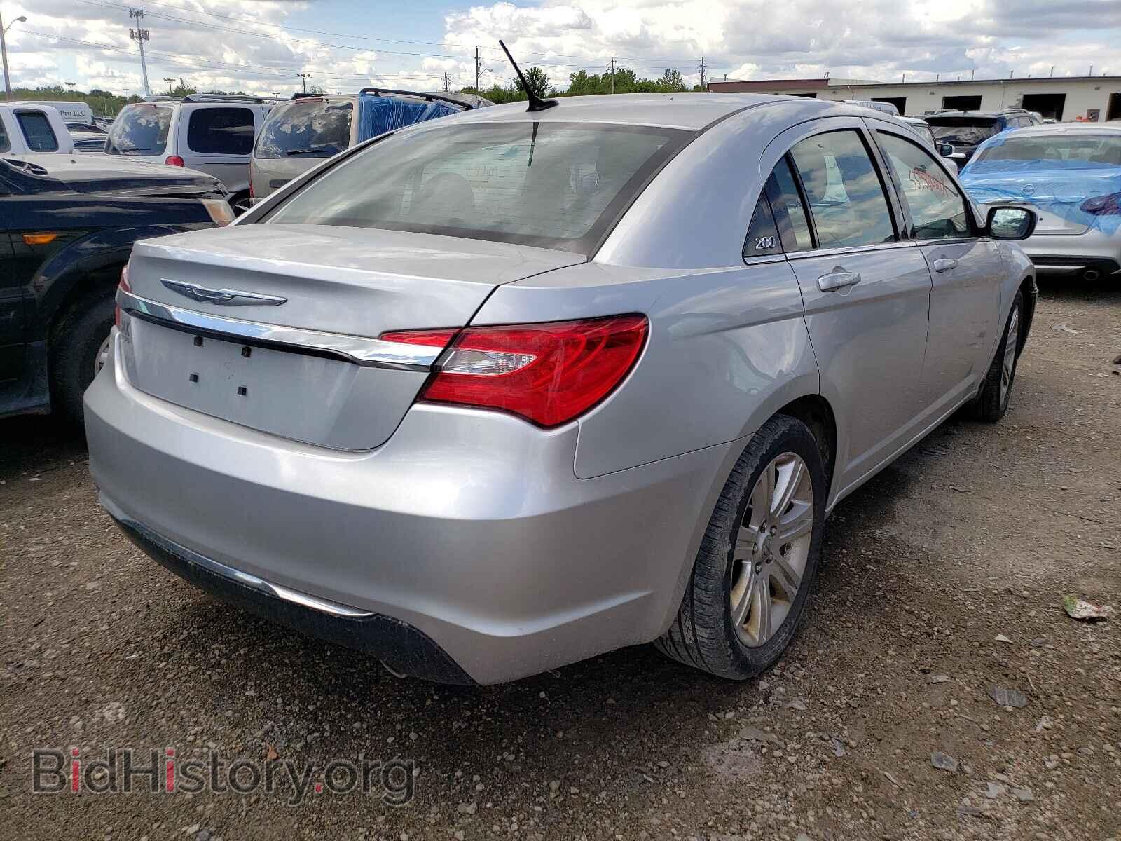 2012 CHRYSLER 200 - VIN: 1C3CCBBG2CN250927 - Фото 4
