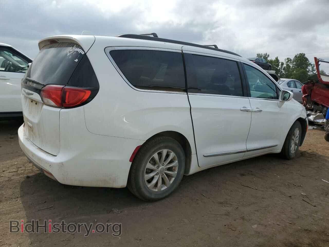 2017 CHRYSLER PACIFICA - VIN: 2C4RC1BG7HR620697 - Photo 3