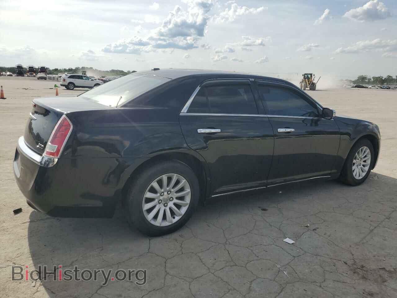 2013 CHRYSLER 300 - VIN: 2C3CCAAG0DH661992 - Фото 3