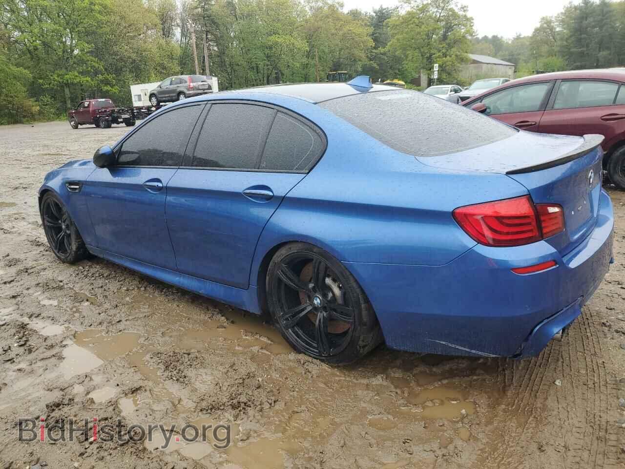 2013 BMW M5 - VIN: WBSFV9C58DC772945 - Фото 2