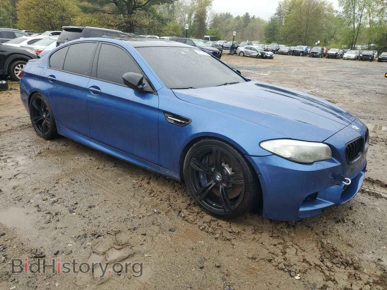 2013 BMW M5 - VIN: WBSFV9C58DC772945 - Фото 4
